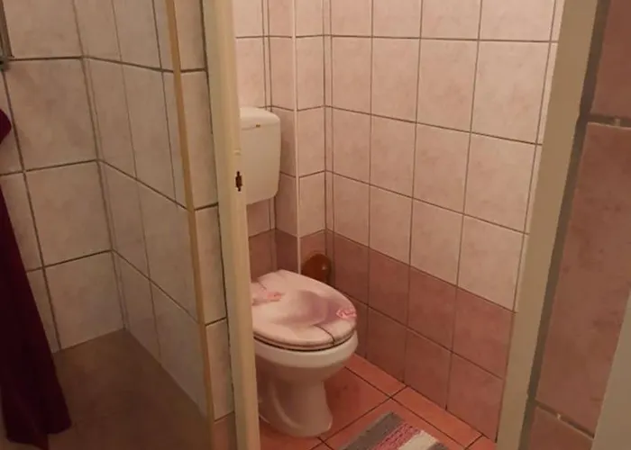 Koelcsey 21 Vendeghaz Хайдусобосло