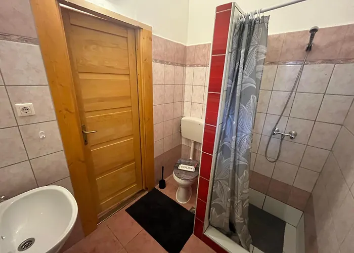 Koelcsey 21 Vendeghaz Хайдусобосло