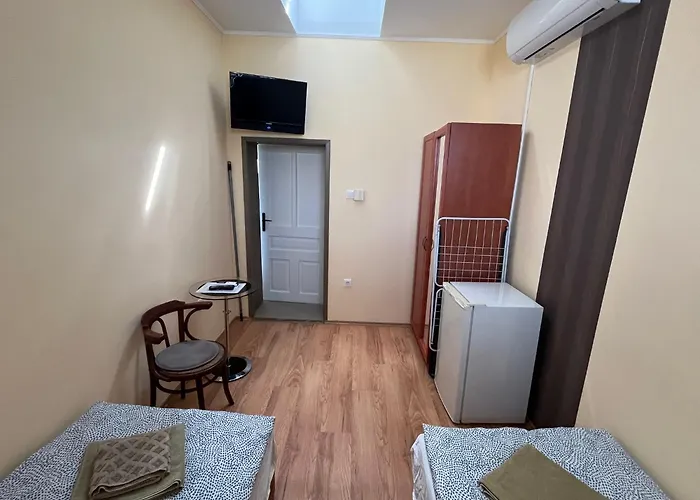 Koelcsey 21 Vendeghaz Гостевой дом Хайдусобосло
