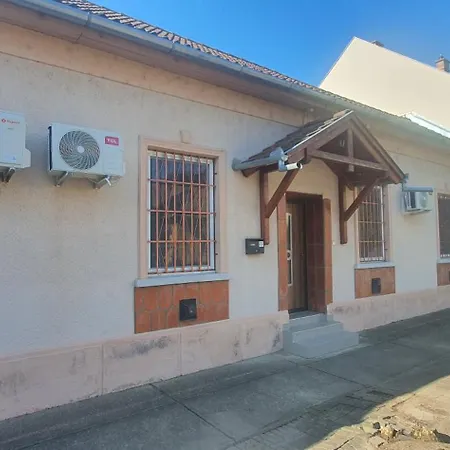 בית הארחה Koelcsey 21 Vendeghaz Hajdúszoboszló