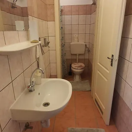 Koelcsey 21 Vendeghaz