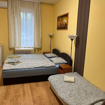 Koelcsey 21 Vendeghaz Gæstehus