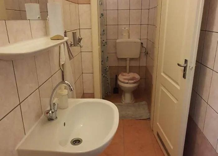 Koelcsey 21 Vendeghaz